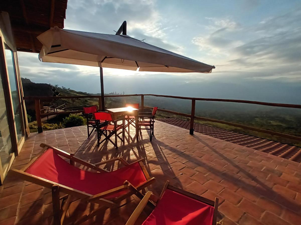 Hotel Carigua Баричара Екстериор снимка