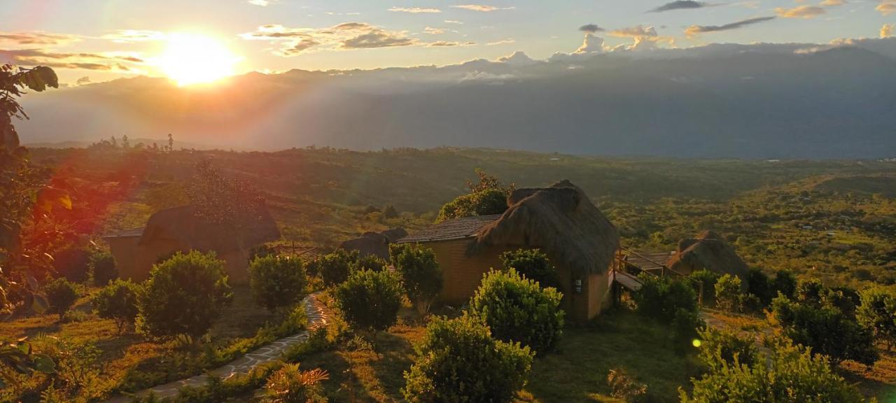 Hotel Carigua Баричара Екстериор снимка