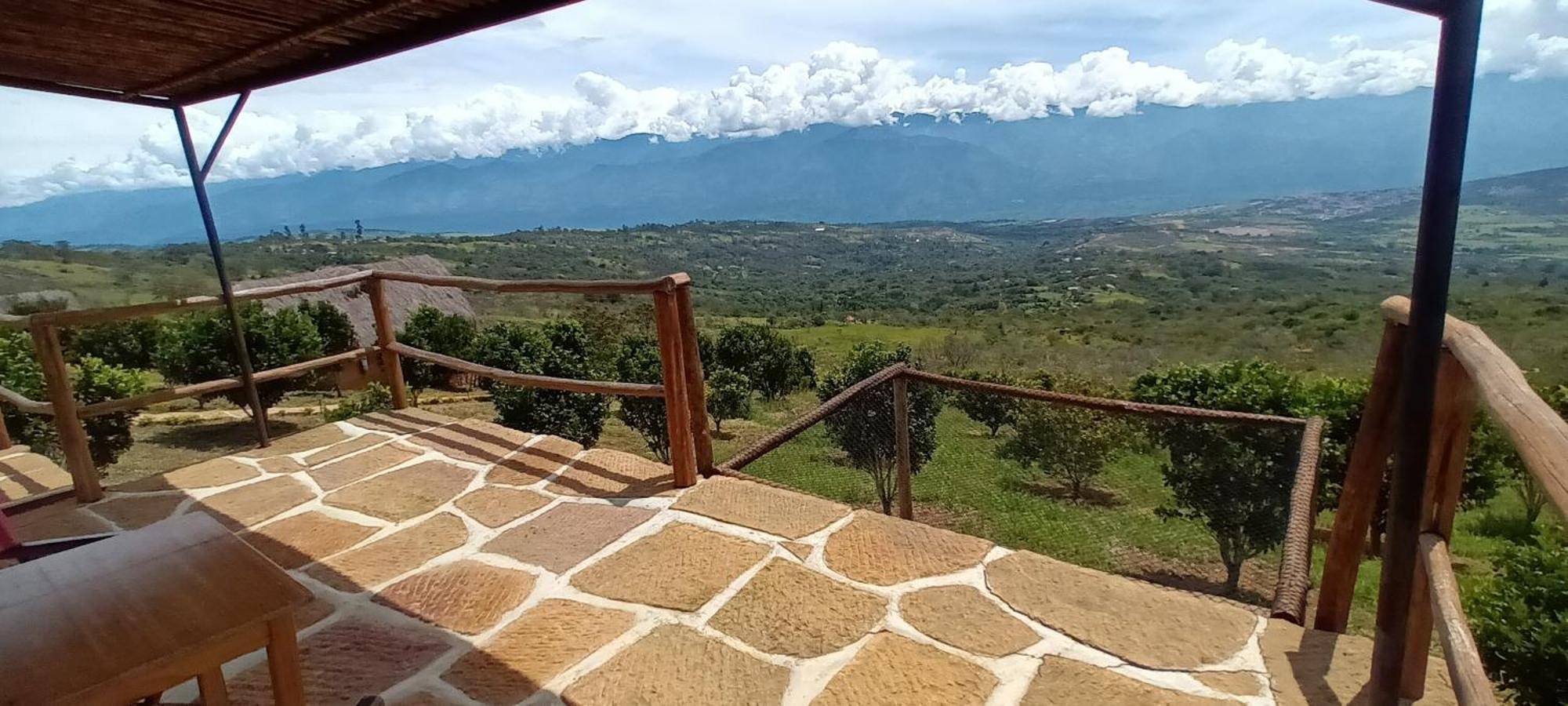 Hotel Carigua Баричара Екстериор снимка