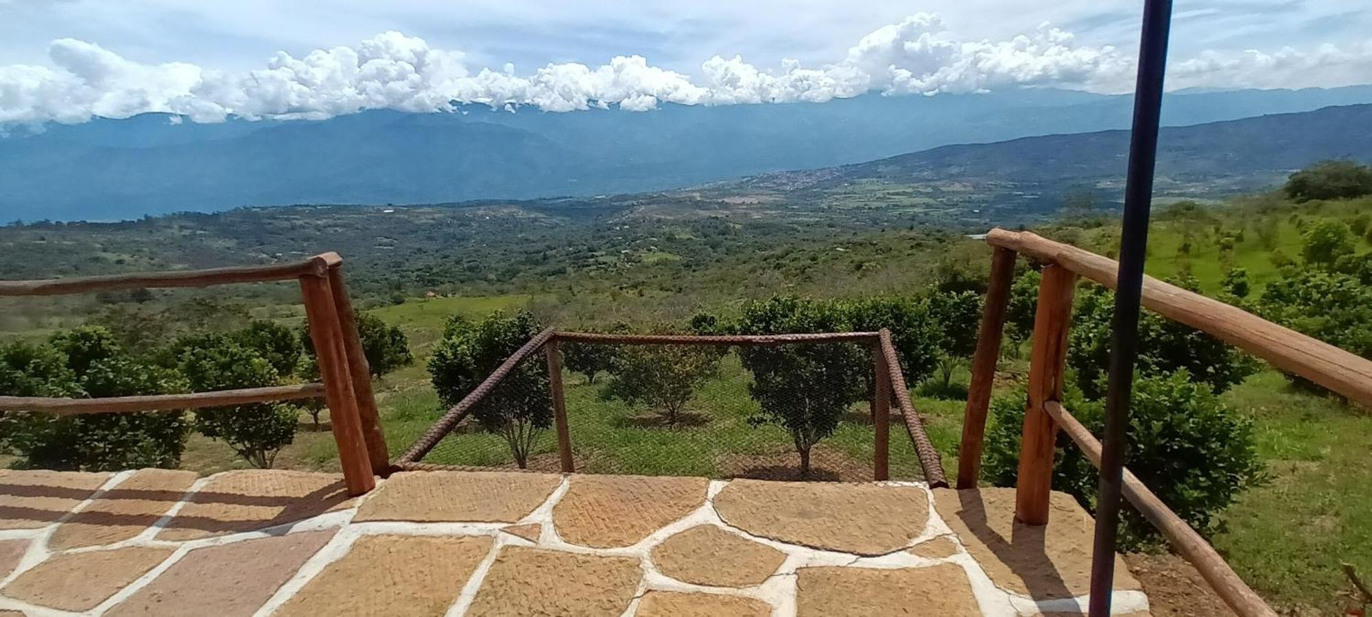 Hotel Carigua Баричара Екстериор снимка