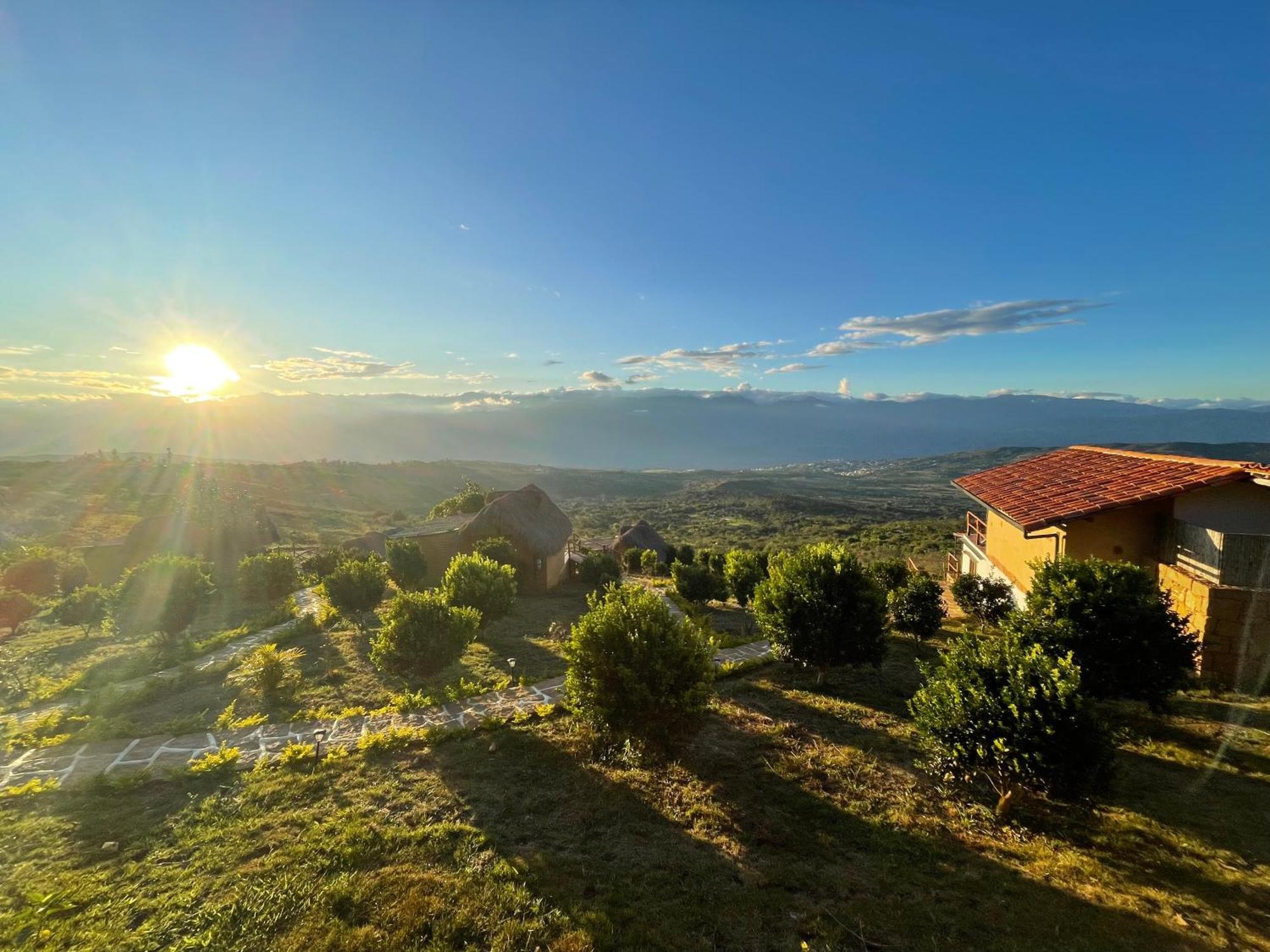 Hotel Carigua Баричара Екстериор снимка